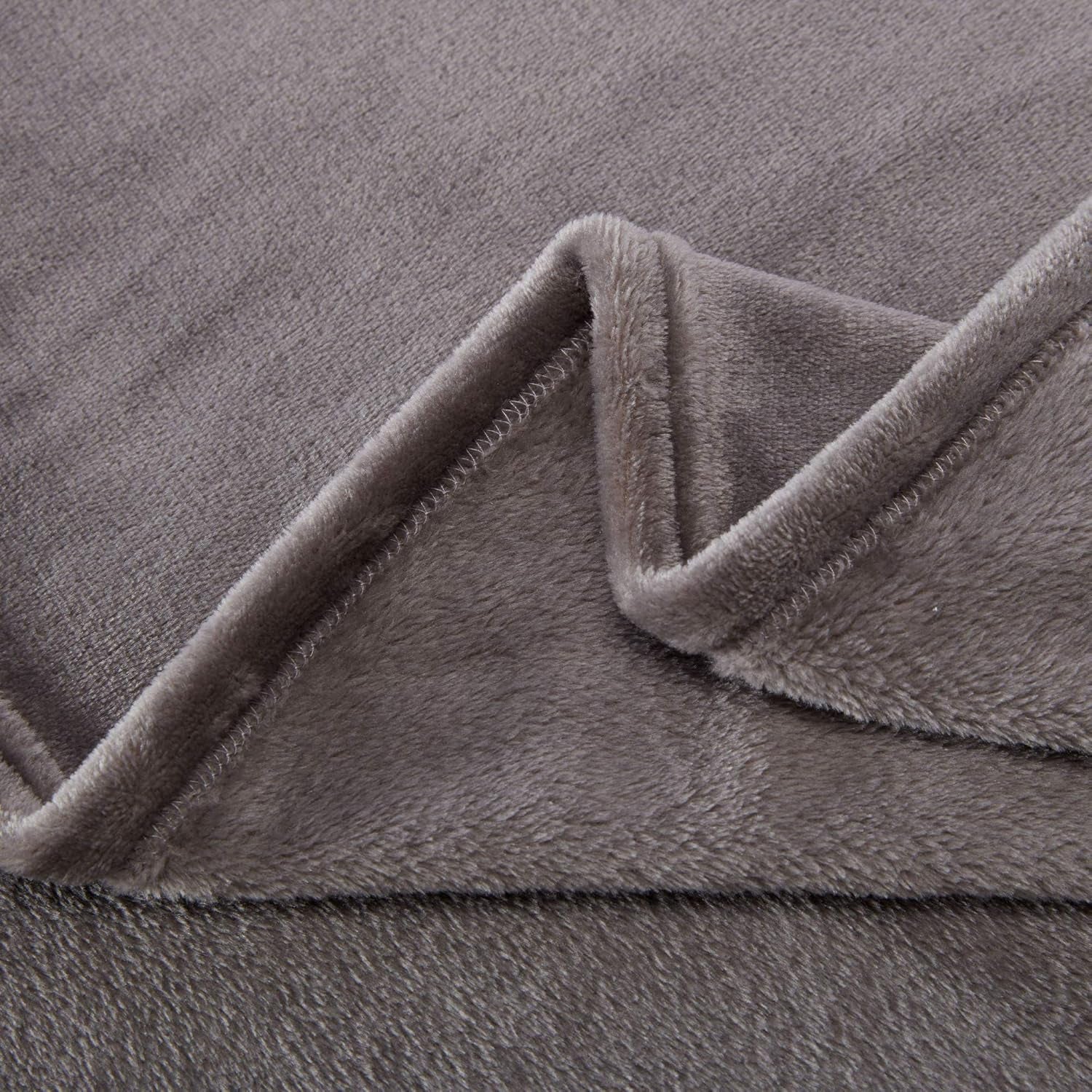 Grey Fleece Blanket Super Soft Cozy Throw Flannel Blanket, Lightweight Comfy Fuzzy Blanket Plush Throw Blankets for Couch, Sofa, Bed, Camping, Travel, 90X90Inches