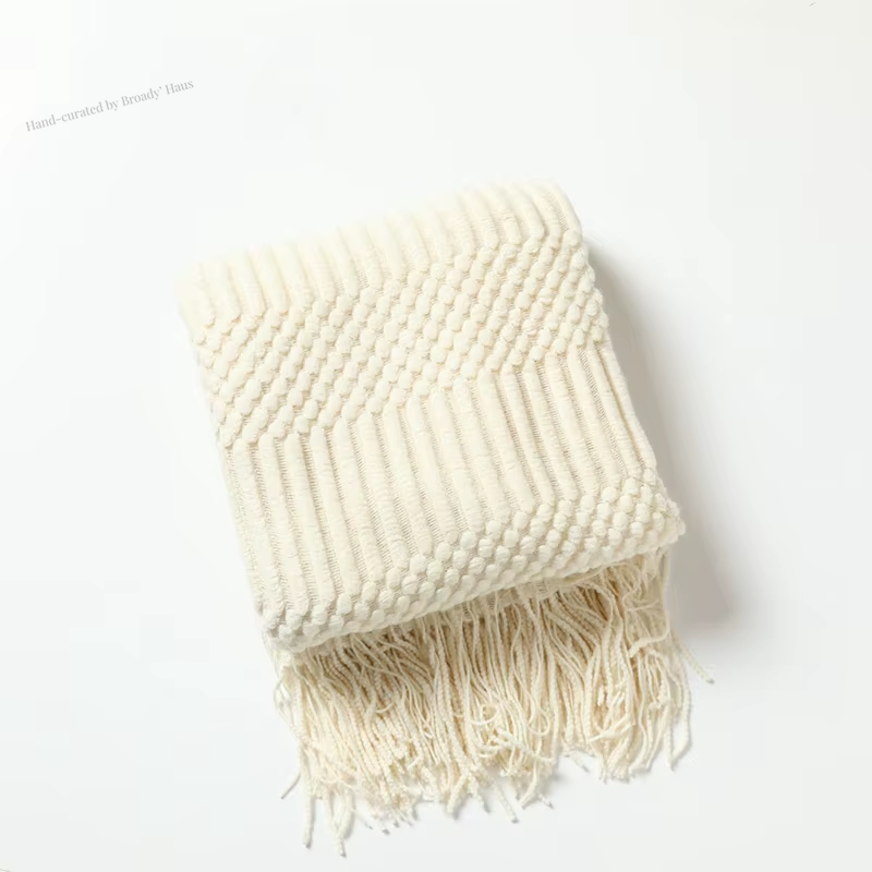 Nordic Knitted Throw Blankets w/Tassels 