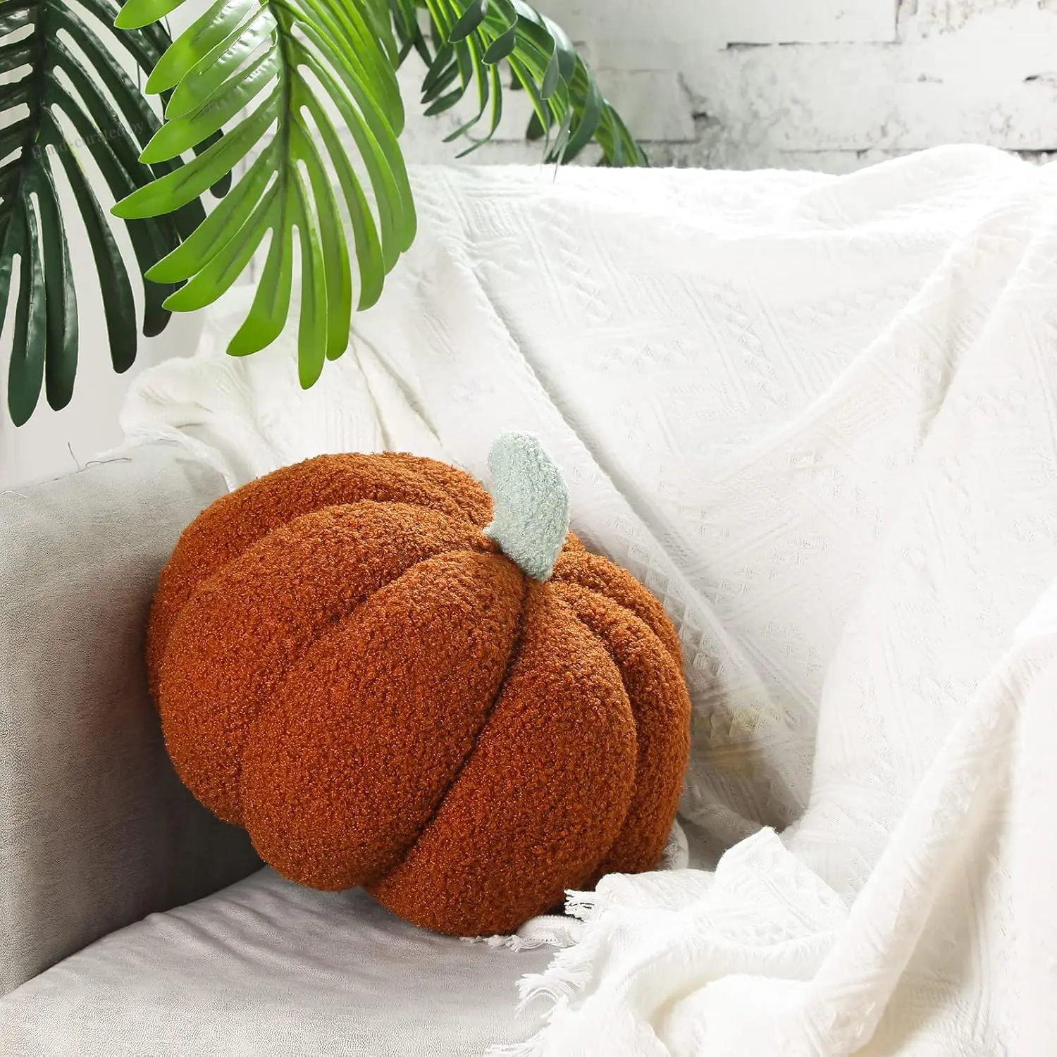 2-Piece 3D Plush Pumpkin Pillows 