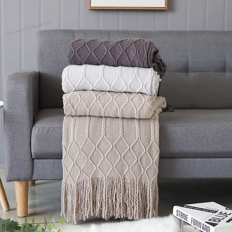 Nordic Knitted Throw Blankets w/Tassels 