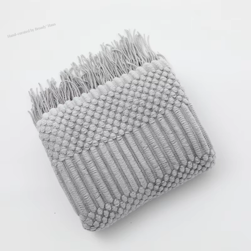 Nordic Knitted Throw Blankets w/Tassels 